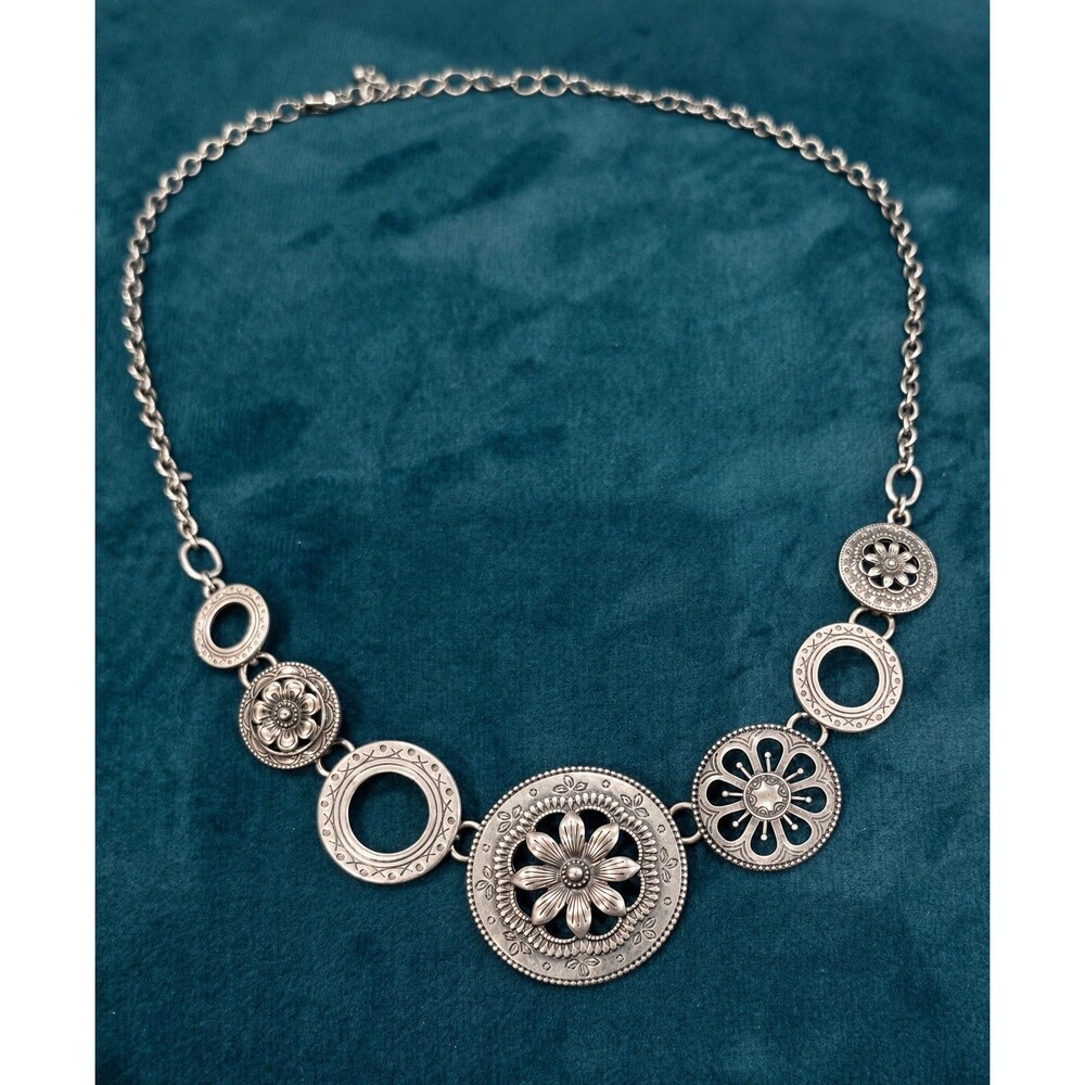 Vintage Silver Tone Floral Openwork Disc Statement Necklace 21" Lobster Clasp